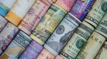 تحركات جديدة في أسعار العملات العربية والأجنبية بمستهل تعاملات اليوم الإثنين